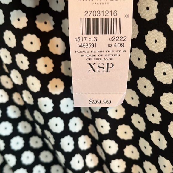 Ann Taylor black dress with a white floral pattern - Picture 5 of 5